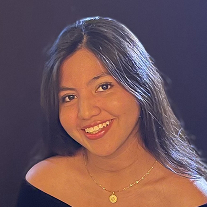 Karla V.