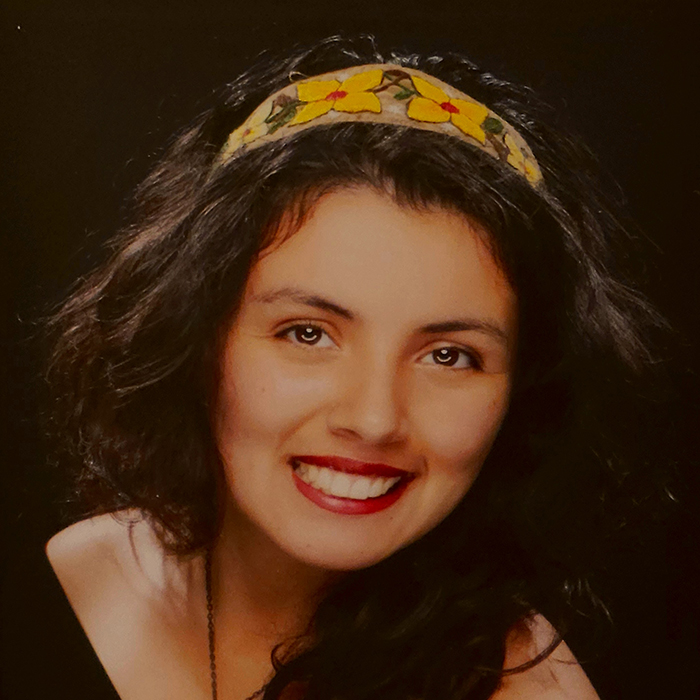 Isabela E.